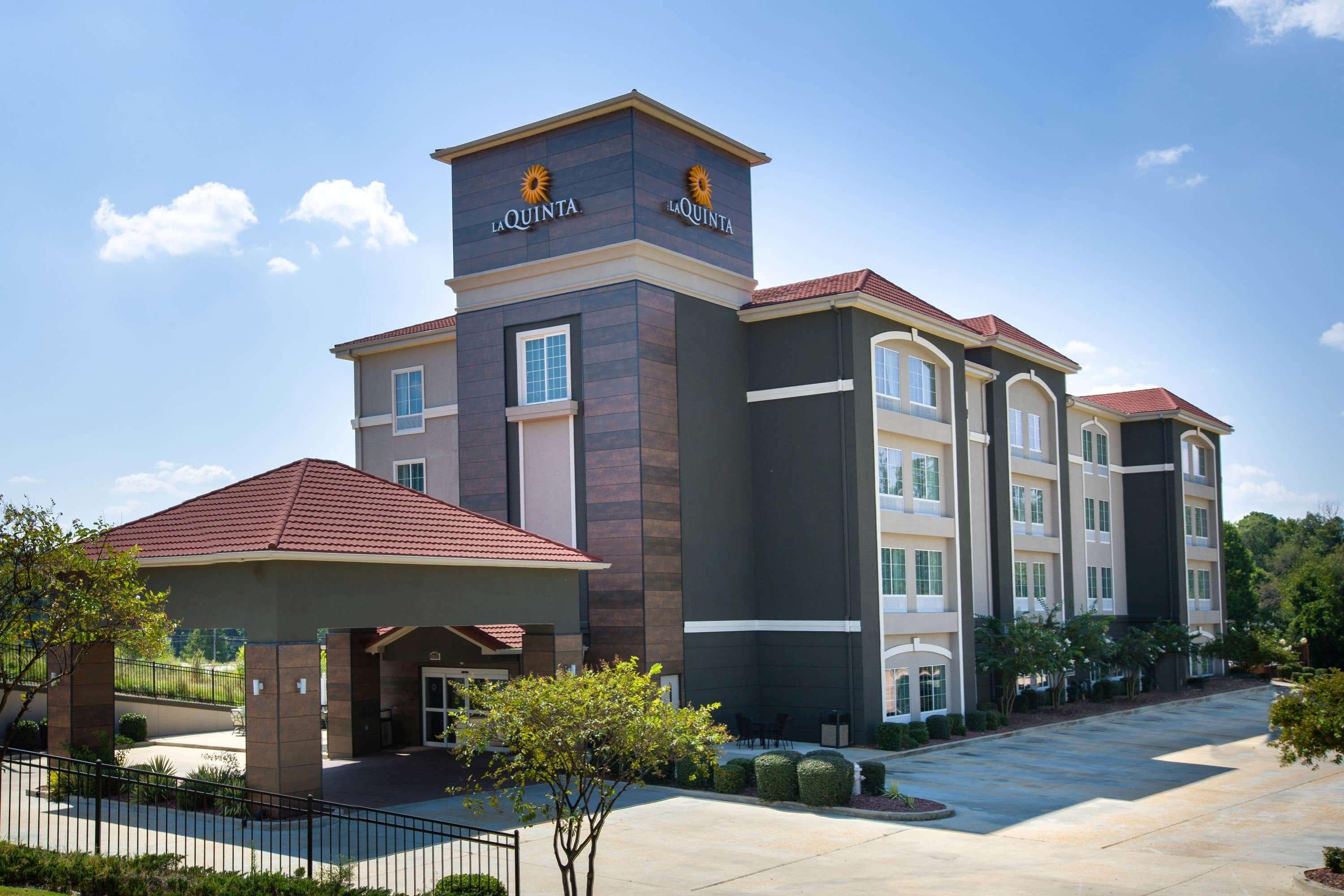 Hotel La Quinta By Wyndham Tupelo Exteriér fotografie